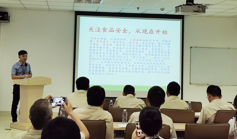 "綠色環保 健康上?！迸嘤栕哌M南亞新材(圖2)